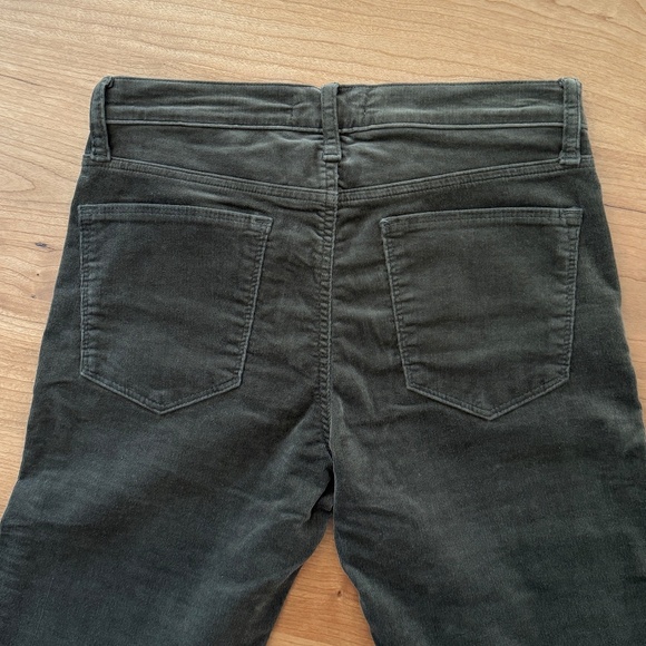 Gap True Skinny Corduroy Pants in Olive Green (Size 28 Tall) - Picture 5 of 8